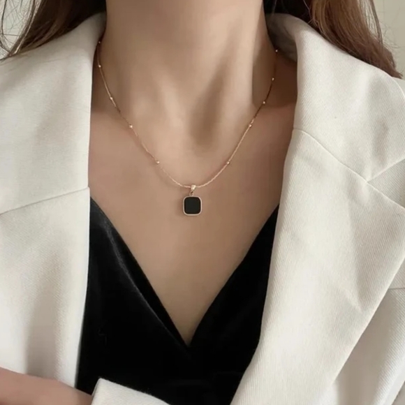 Black Minimalist Necklace - Picture 2 of 7